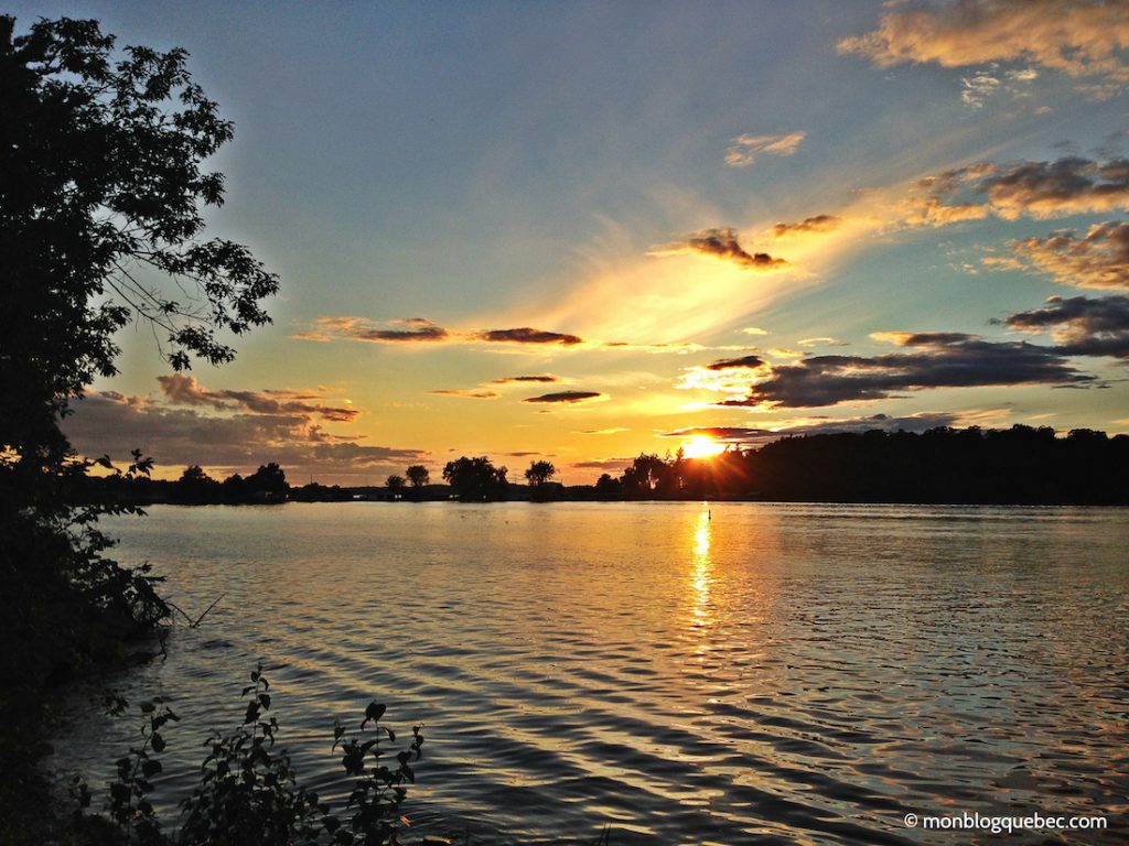 Notre projet 5 allers simples pour Montreal Voyage découverte 1000 iles Notre projet 5 allers simples pour Montreal Voyage découverte