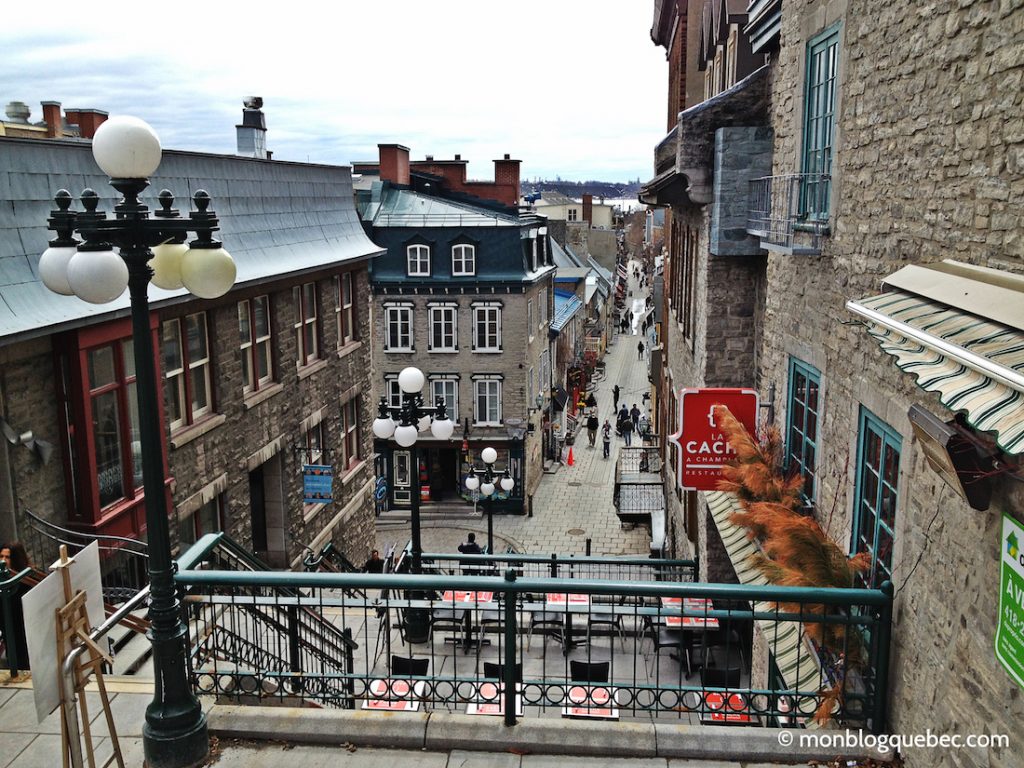 Découvrir Road Book à Québec Petit Champlain Découvrir Road Book à Québec Petit Champlain monblogquebec