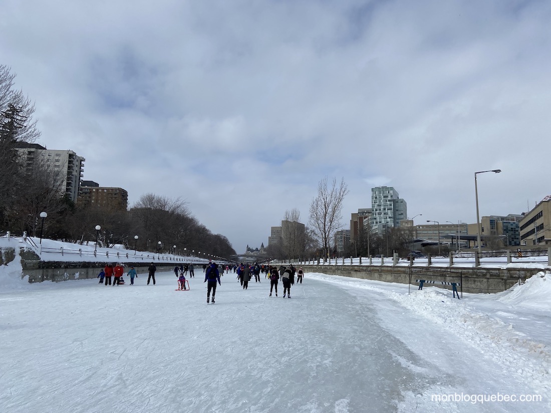 Top 10 des traditions au Québec patiner
