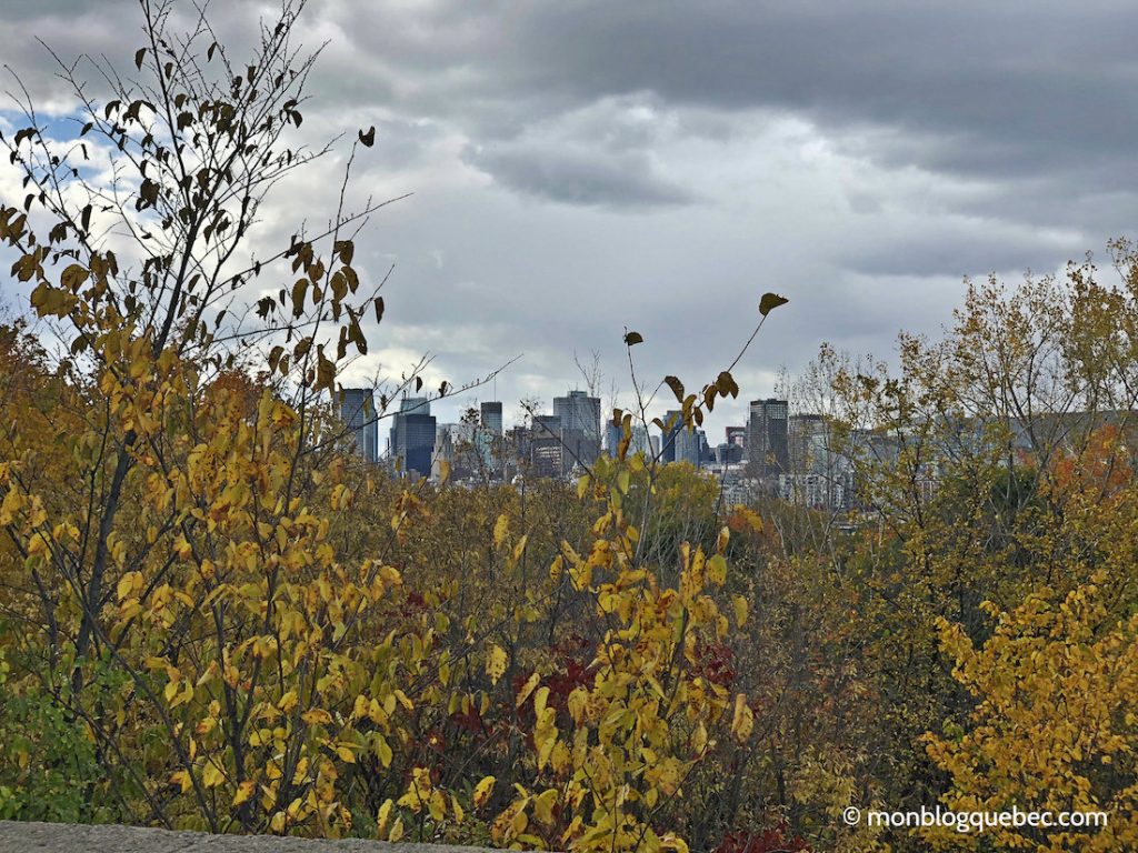 Vivre au Québec l'automne à Montréal monblogquebec